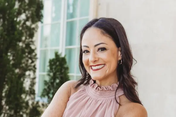Photo of the speaker.